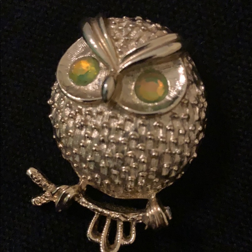 Brooch - Picture 3 of 3